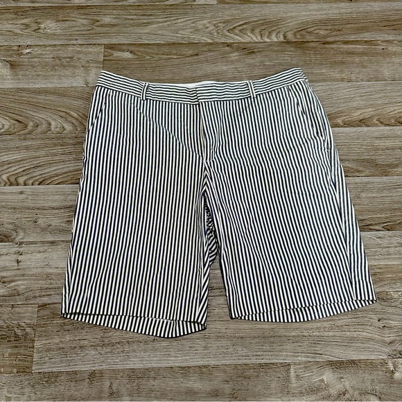 Banana Republic Pants - Banana Republic Seersucker Chino Shorts